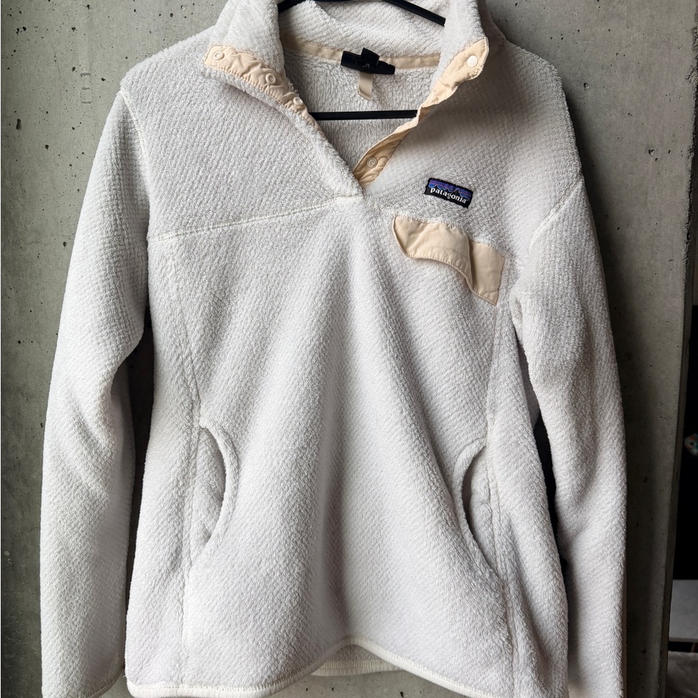 Patagonia Women's White Fleece Pullover with off-white accents (